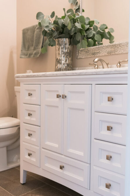 white-cabinets-bathroom-design-powder-room