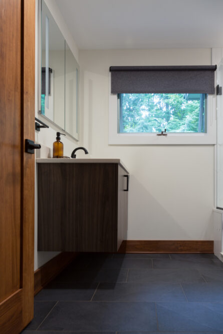 bathroom-designer-ns-interior-designs-paupack-pa