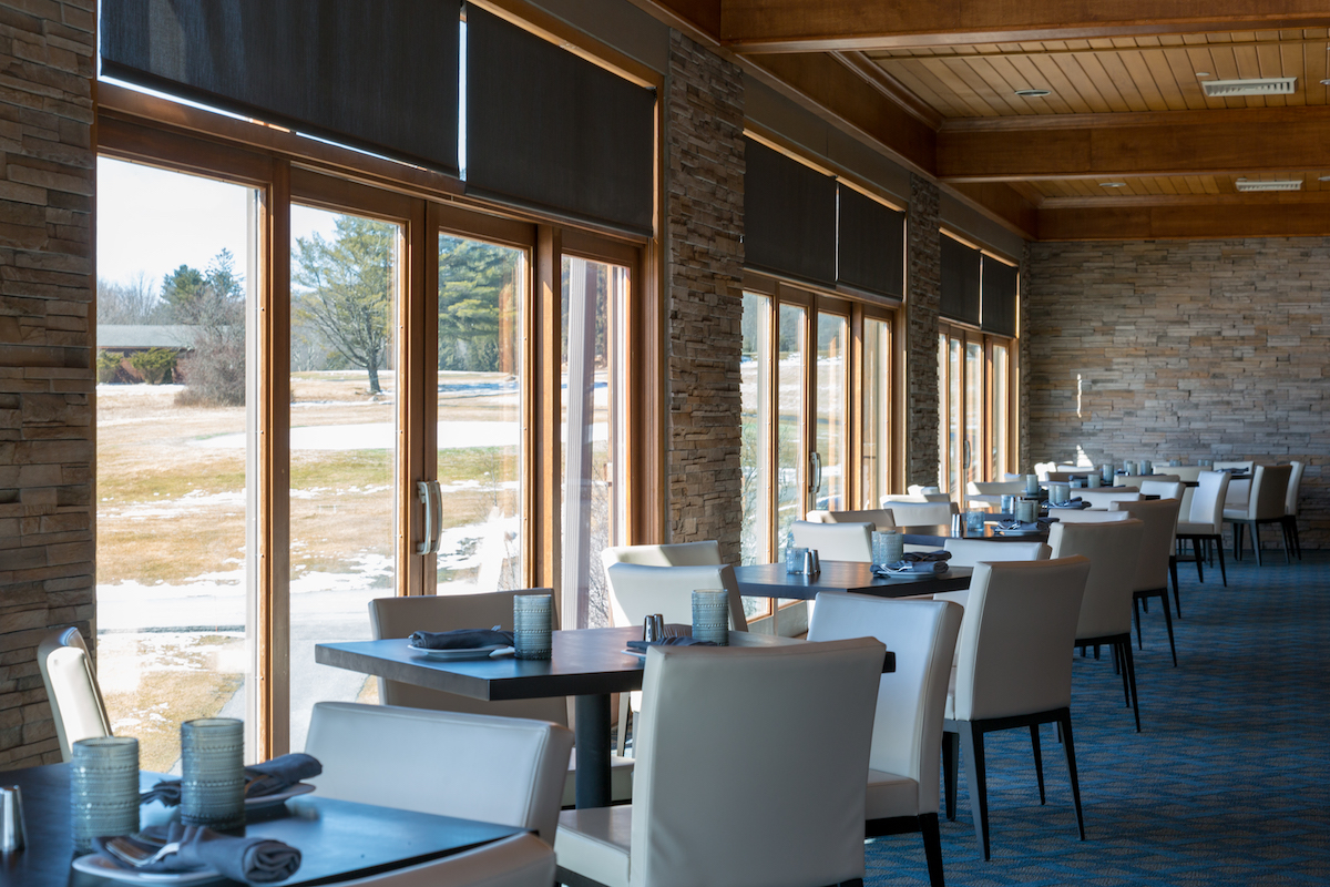 dining-room-custom-window-treatments-restaurant-design