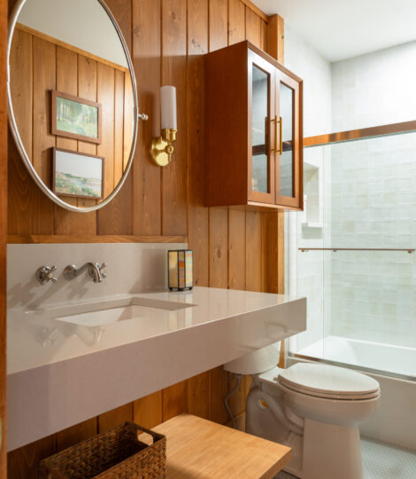 Lake House Bathroom